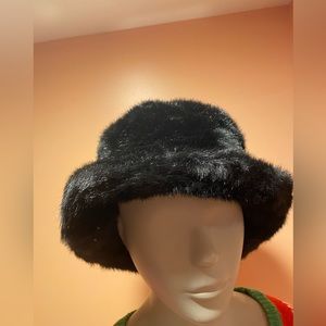 D&Y,NY Faux Fur Ladies Hat, Black, 22